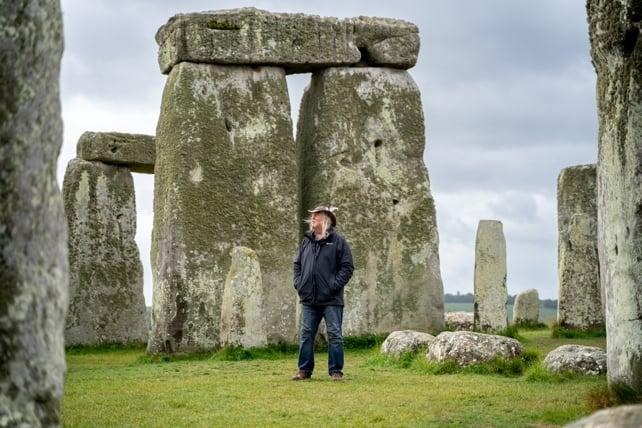 Misterioso 'Prototipo' di Stonehenge Scoperto a Poche Miglia dal Monumento Famoso in Tutto il Mondo