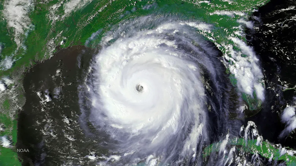 hurricane-l.webp