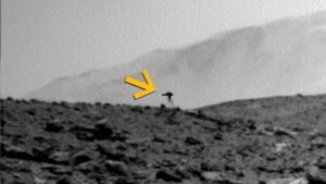 La strana “medusa” avvistata dalla NASA su Marte: ecco cosa c’è davvero dietro lo scatto di Curiosity