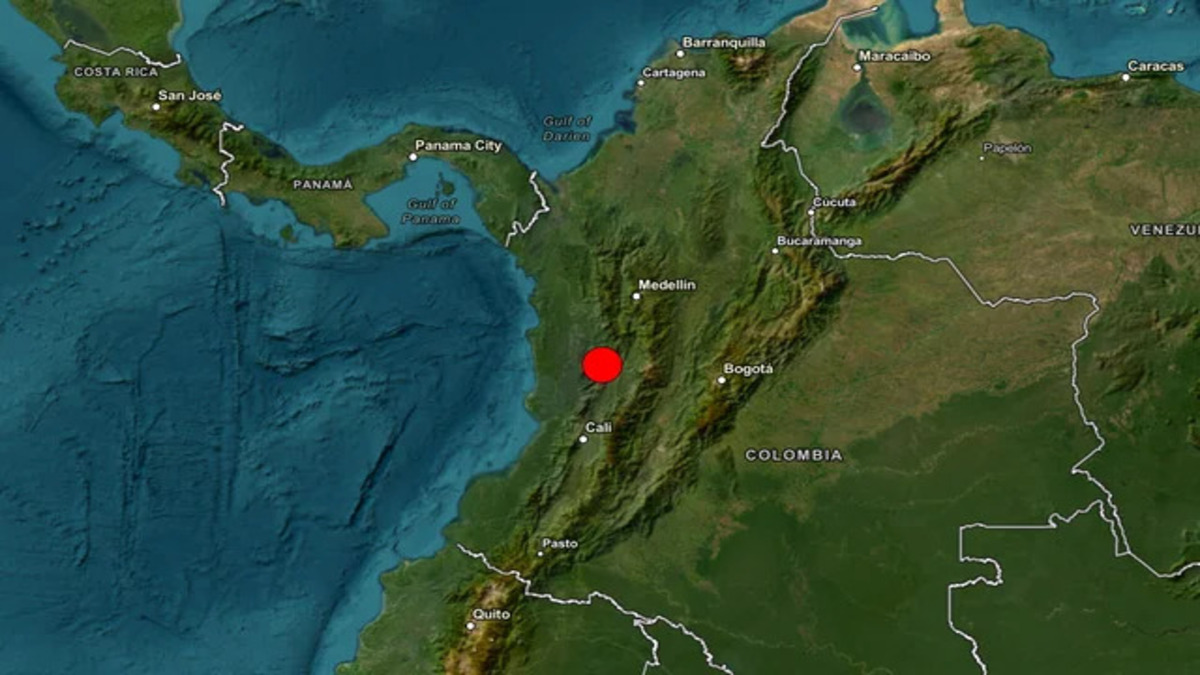 Violento terremoto di 7,4 di magnitudo scuote la Colombia: almeno 22 morti e numerosi edifici crollati
