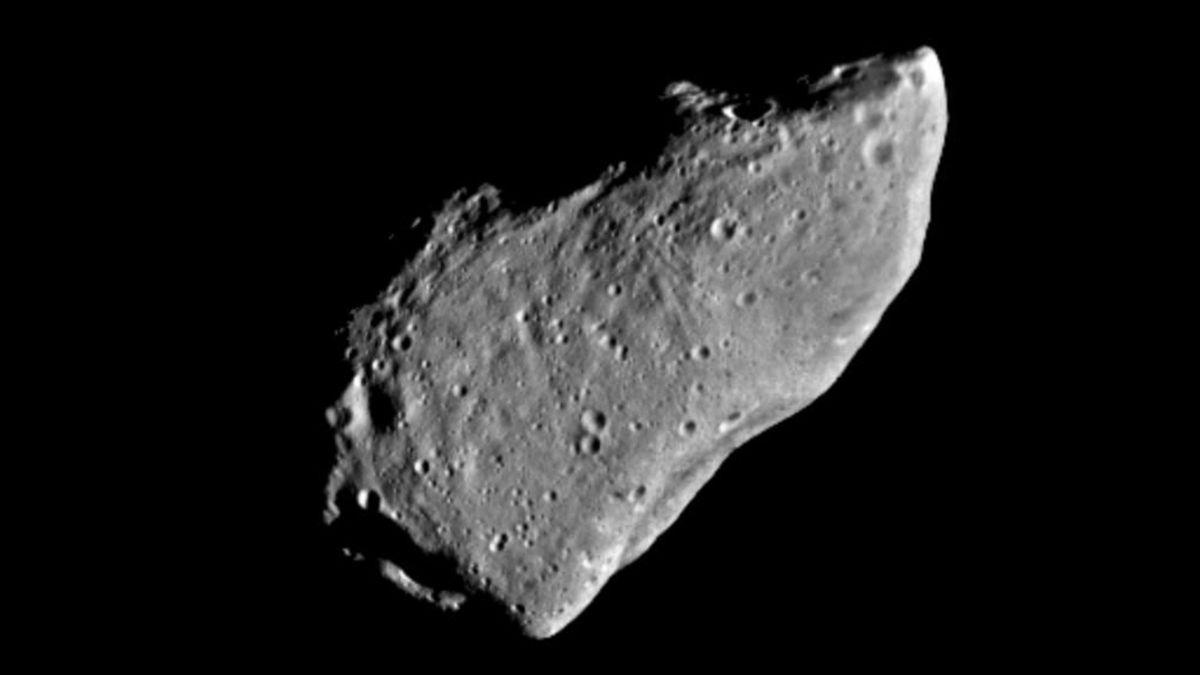 l’asteroide Gaspra visto dalla sonda Galileo della NASA