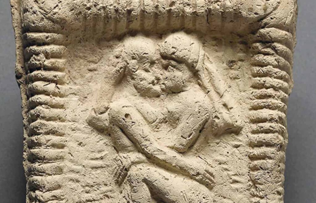 Un bacio di 4.500 anni fa svela quanto fossero simili a noi gli esseri umani dell’antichità