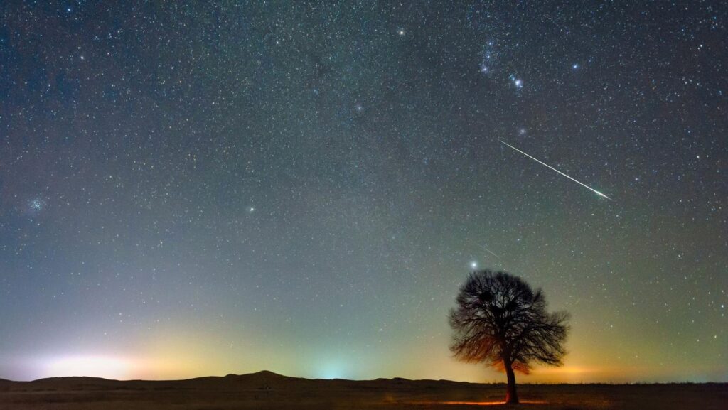 La Terra attraversa i detriti della cometa di Halley: arrivano le Orionidi