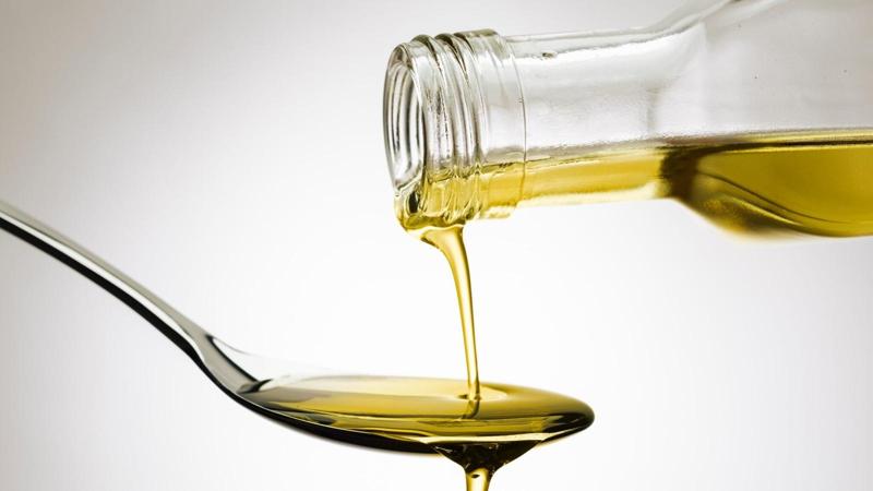 Gli scienziati hanno fatto mangiare olio d’oliva ai topi prima dei carboidrati e questo ha modificato la loro risposta glicemica