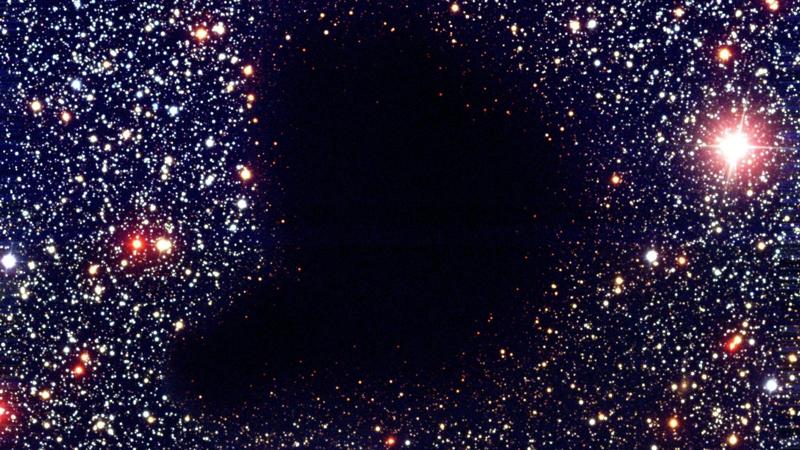 Gli astronomi hanno rilevato un misterioso segnale proveniente dallo spazio vuoto. Nessuno sa che cosa sia.