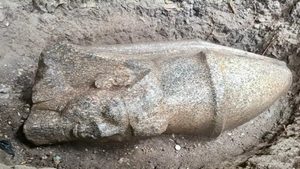 Riportata alla luce una grossa statua raffigurante il faraone Ramses II
